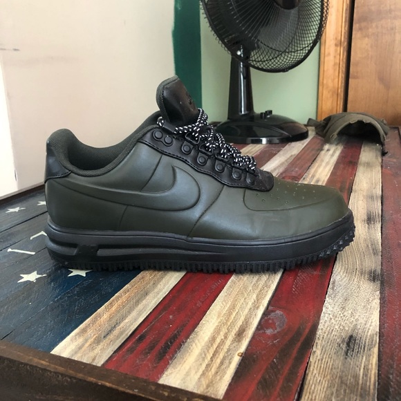 Nike Air Boots - Picture 1 of 6